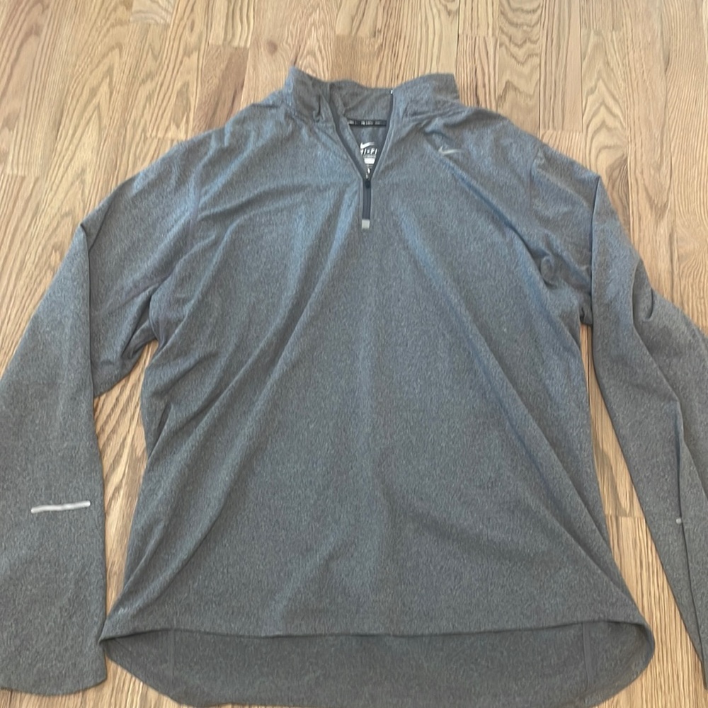 XL Nike dryfit long sleeve shirt